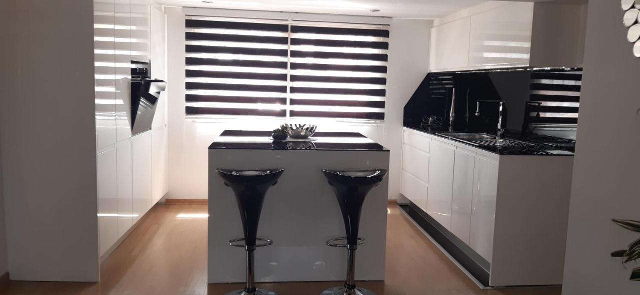 Apartment "Black & White" Saraybosna Oda fotoğraf