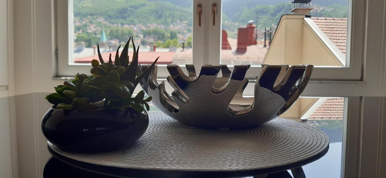 Apartment "Black & White" Saraybosna Dış mekan fotoğraf