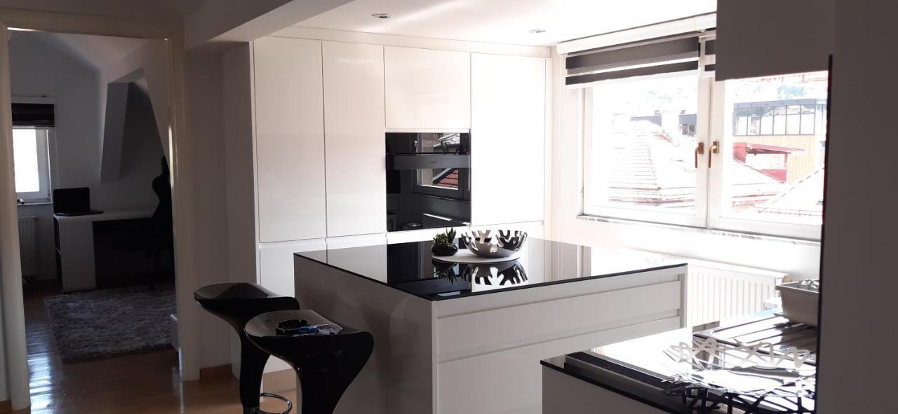 Apartment "Black & White" Saraybosna Dış mekan fotoğraf