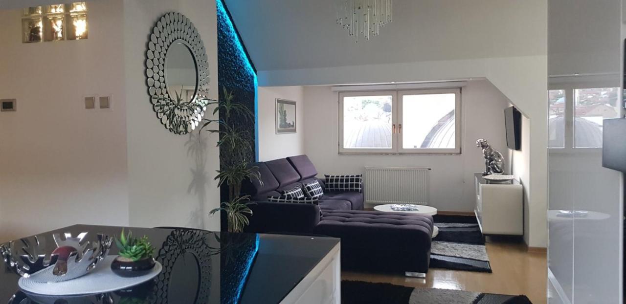 Apartment "Black & White" Saraybosna Dış mekan fotoğraf