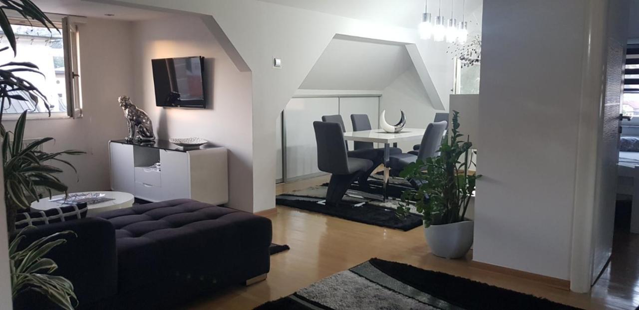 Apartment "Black & White" Saraybosna Dış mekan fotoğraf
