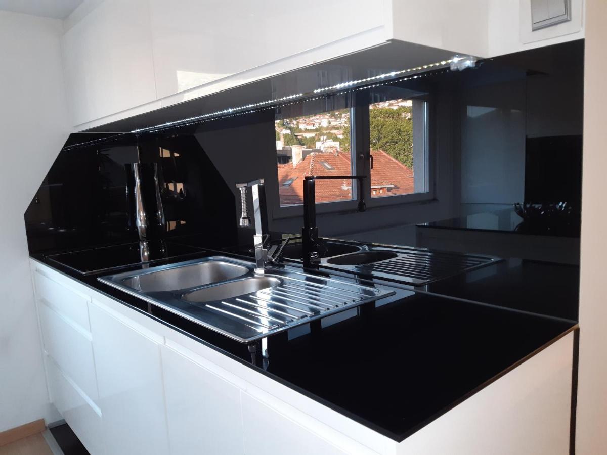 Apartment "Black & White" Saraybosna Dış mekan fotoğraf
