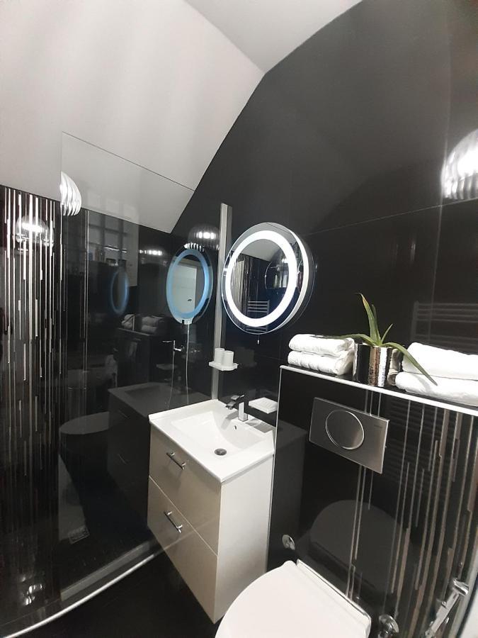 Apartment "Black & White" Saraybosna Dış mekan fotoğraf