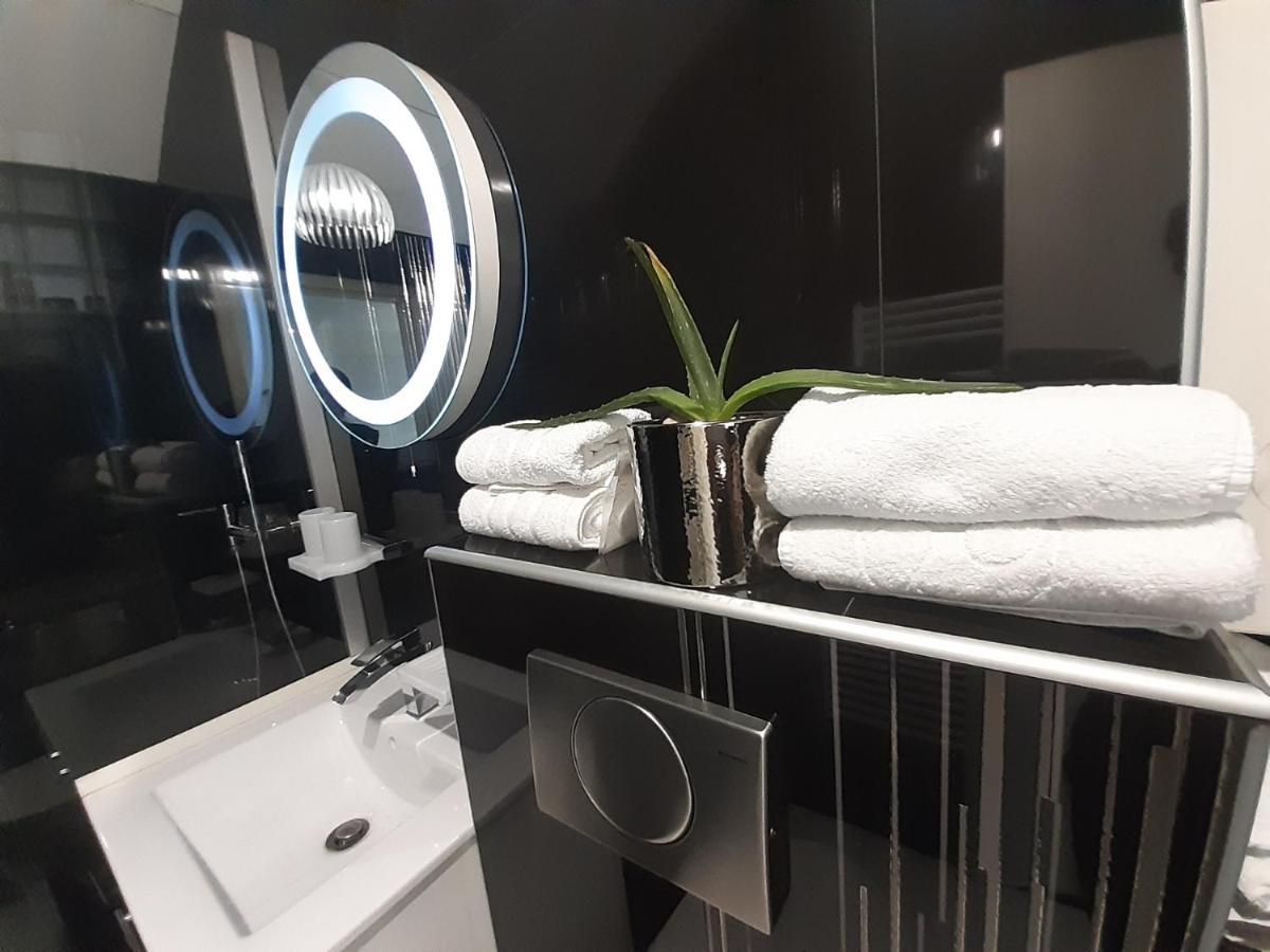 Apartment "Black & White" Saraybosna Dış mekan fotoğraf